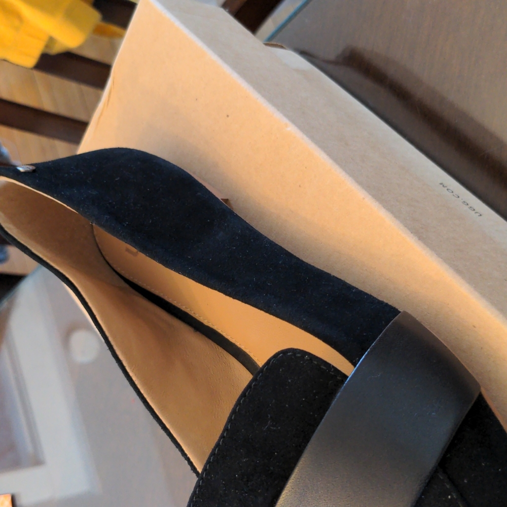 🎉 SALE 🎉 NIB UGG JONETTE flats. New in box. 8 - Picture 7 of 10